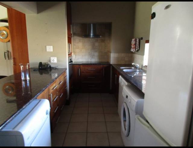 1 BEDROOM PROPERTY TO RENT IN RETIRE AT MIDSTREAM